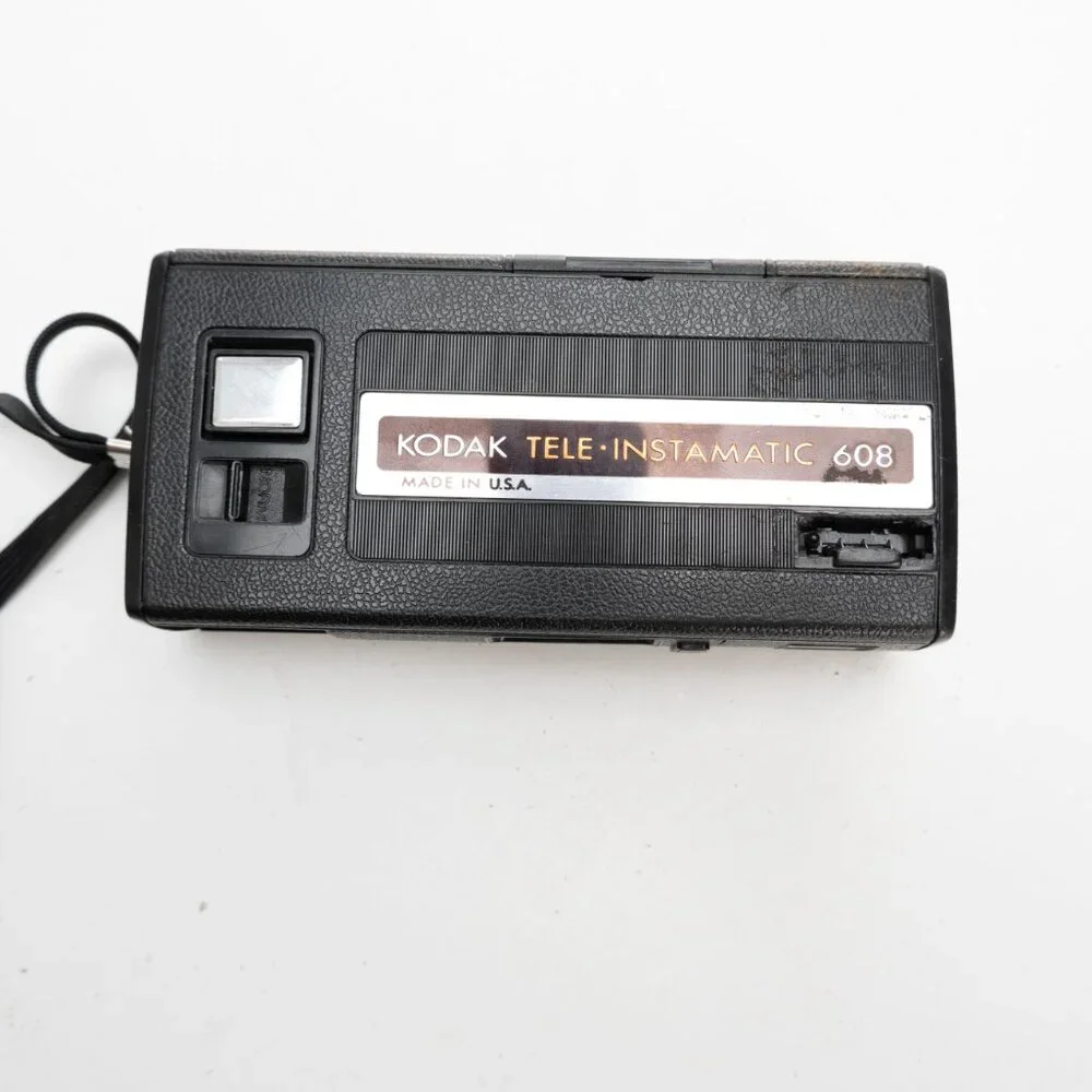 Vintage KODAK Tele Instamatic 608 110 camera w/ GE Flip Flash